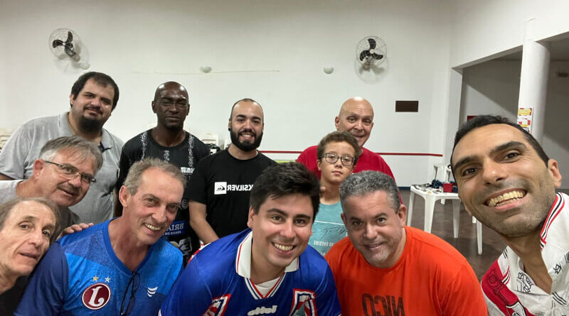 Clínica de futmesa modalidade Dadinho um sucesso